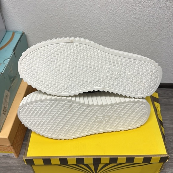 **CIRCUS NY Women's Elana Platform Sandals** - Picture 3 of 6